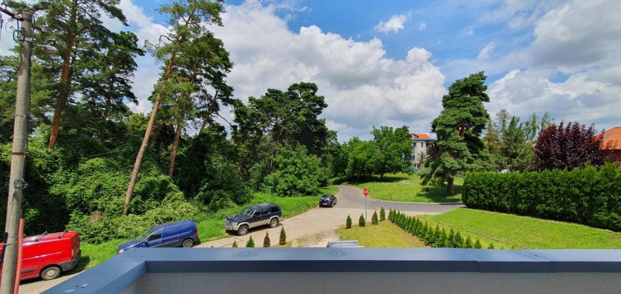 The Pines Serviced Apartments Brasov Exterior photo
