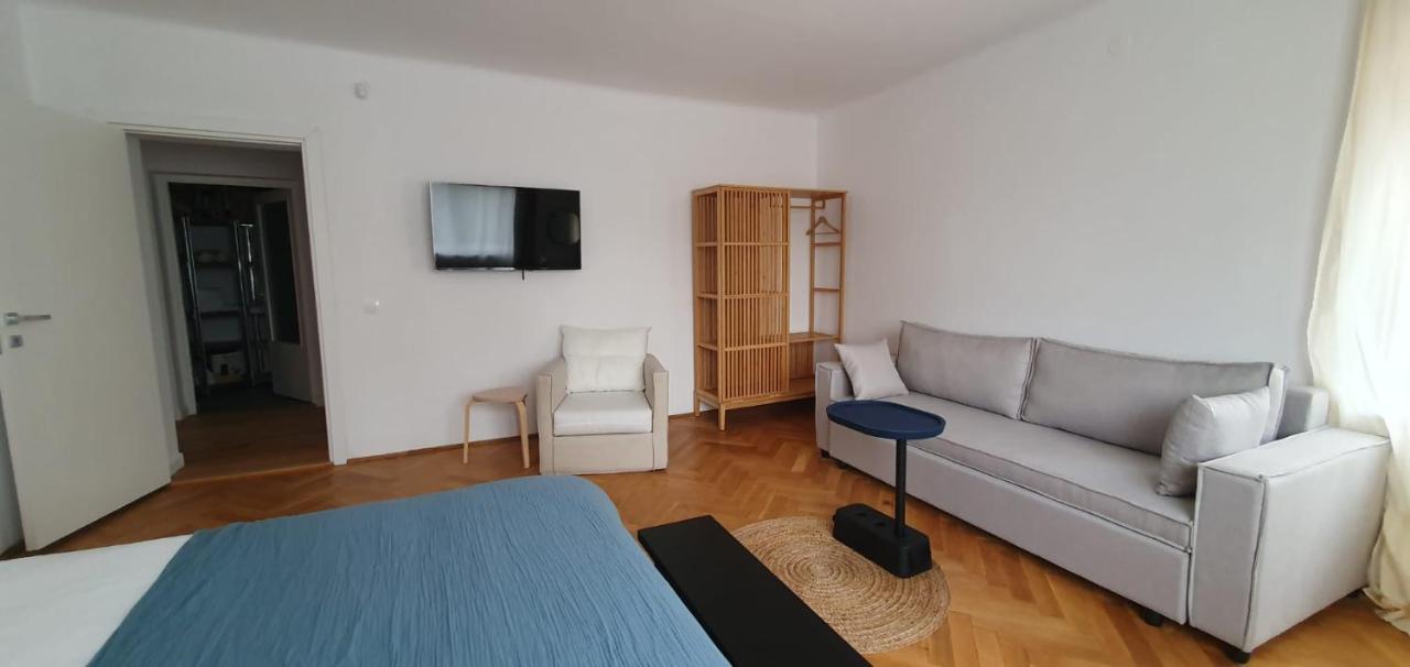 The Pines Serviced Apartments Brasov Exterior photo