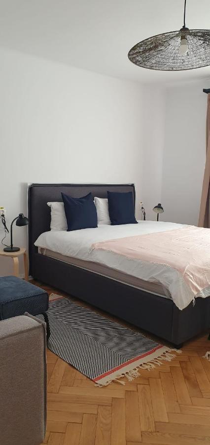 The Pines Serviced Apartments Brasov Exterior photo