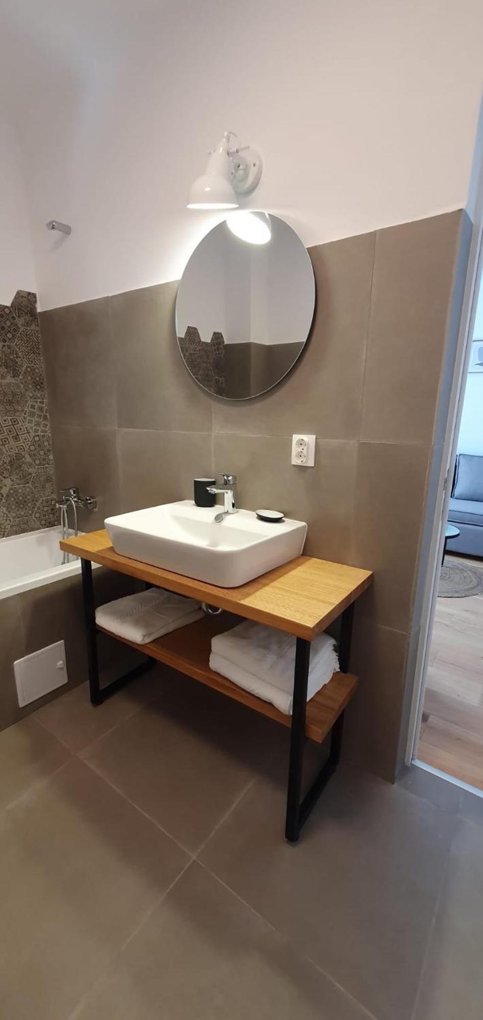 The Pines Serviced Apartments Brasov Exterior photo